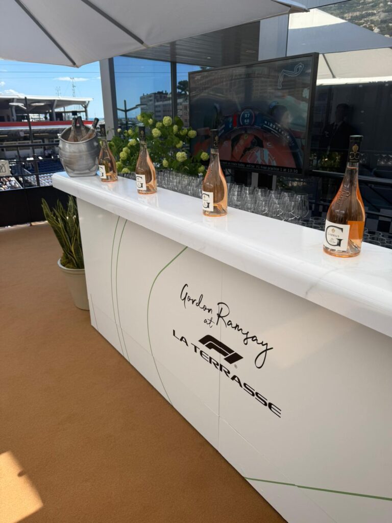 e665a833 21c9 4cf9 86f2 9bd3ce729aa6 1